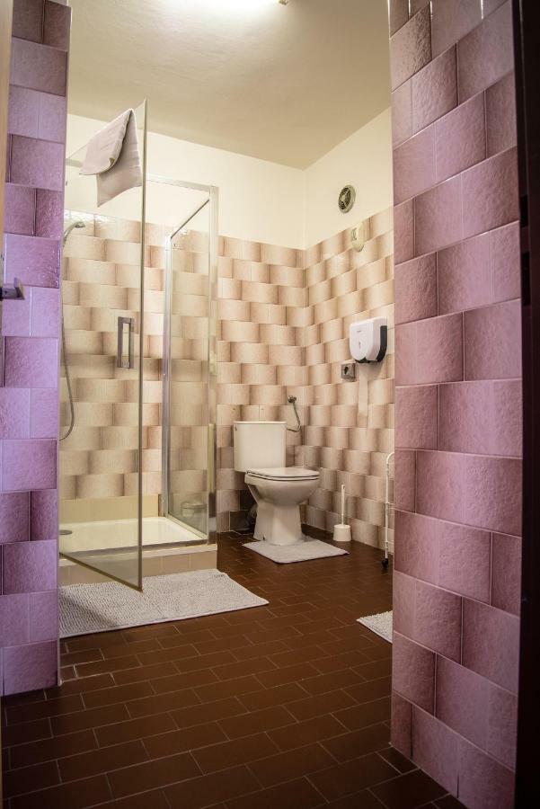 Hotel U Domu Sv. Vaclava ออลอโมตซ์ ภายนอก รูปภาพ